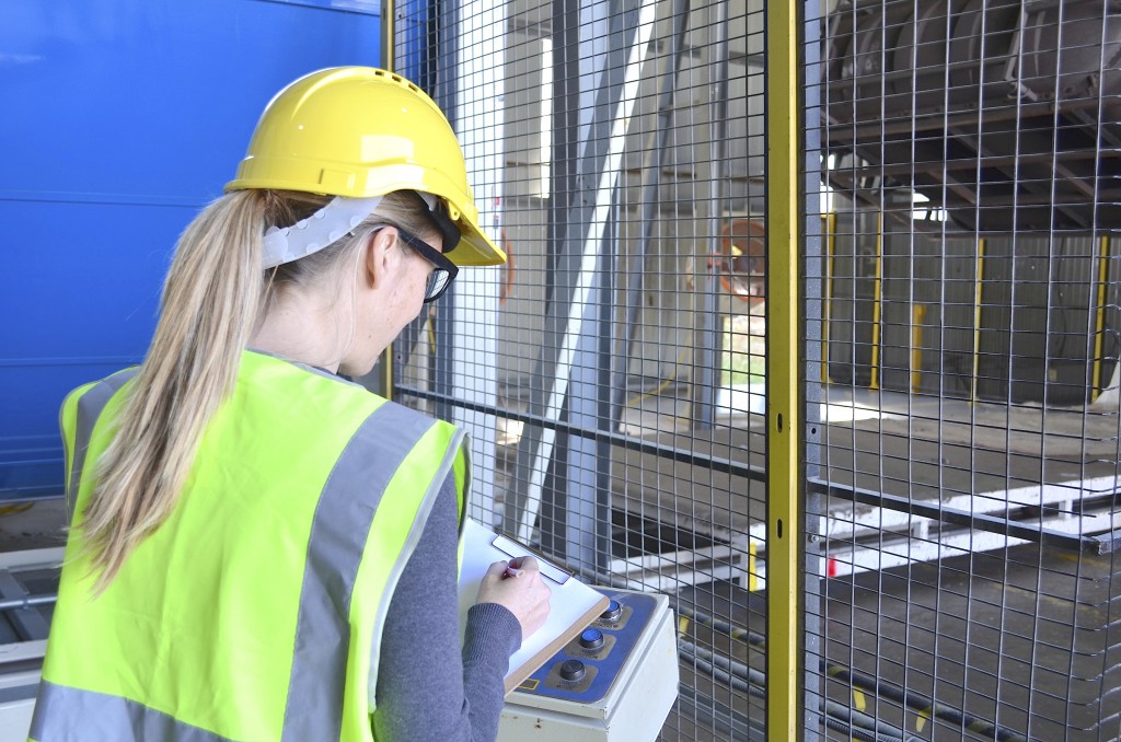 Female Engineer - iStock_000050576810_Medium