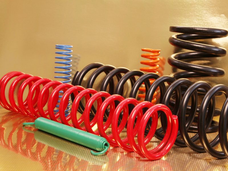 metal springs of different sizes